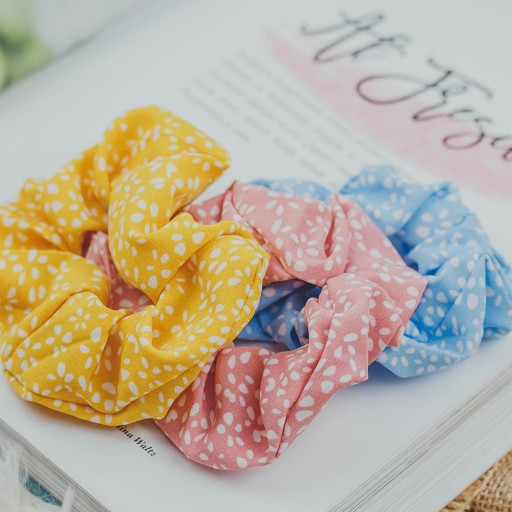 HAIR GUMBER scrunchie RUŽOVÉ bodky FROTÉ