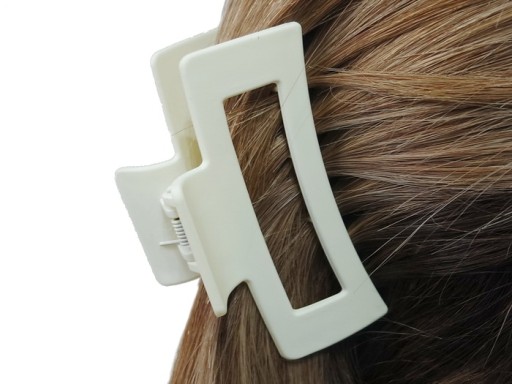 Krémová HAIR CLAMP JAW CAP