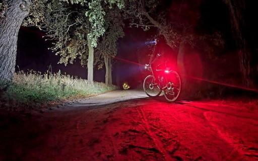 LED BIKE LAMP ČERVENÉ LED BICYKLOVÉ SVETLO