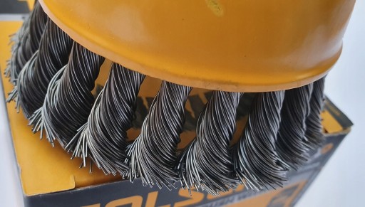 TOLSEN Pletená drôtená kefa 75mm M14
