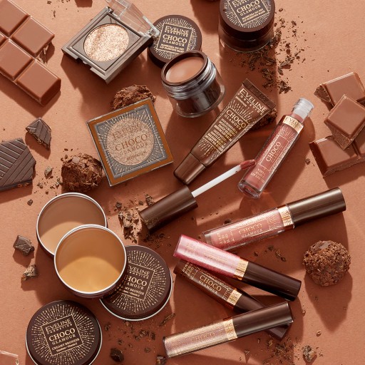 Eveline Cosmetics Choco Glamour vyživujúce a hydratačné balzamové sérum na pery
