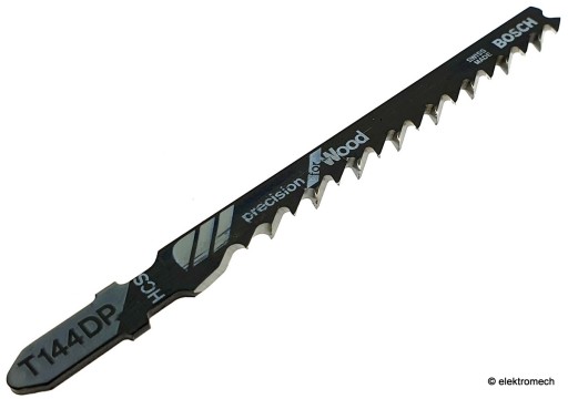 Hrubý kotúč priamočiarej píly na drevo Bosch T144DP