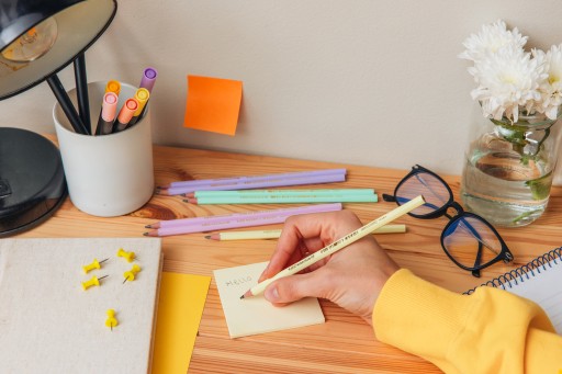 BIC EVOLUTION PASTELOVÁ HB ceruzka nerozbitná BEZ GUMY ODOLNÁ x5