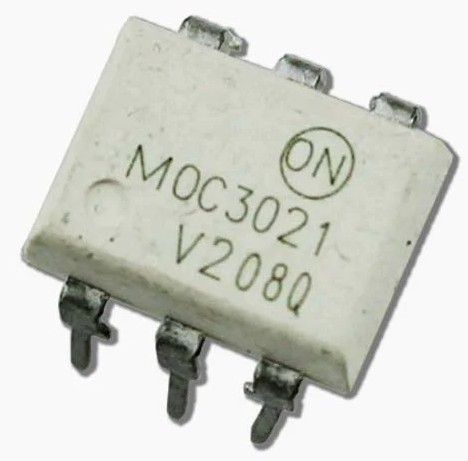 Optotiac MOC3021 Optický triak DIP-6 400V Originál ONSEMI