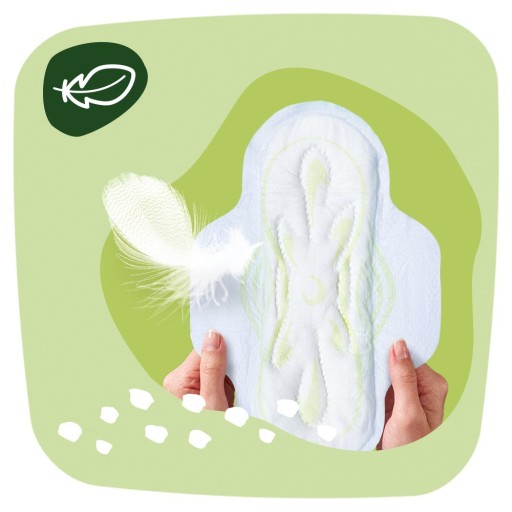 Naturella Classic normálne harmančekové hygienické vložky s krídelkami 10 kusov