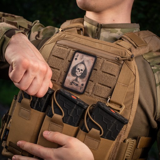 ACE OF SPADES AS SPADE NÁŠIVKA NA LEBENU VELCRO M-TAC Coyote/Black