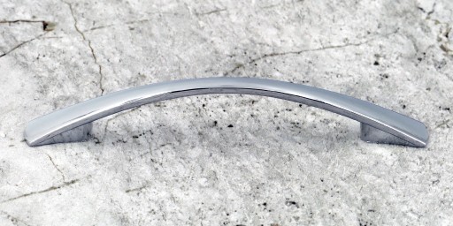 ÚCHYTKA NÁBYTKU KUCHYŇSKÁ SKRIŇKA ÚCHYTKA ZÁSUVKA ÚCHYTKA CHROM. 96MM