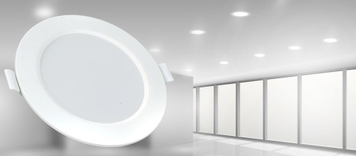BIELA ZAPOMATNÁ OKRUHOVÁ LAMPA SVIETKO LED PANELU 230V 3W 8,3cm STUDENÁ