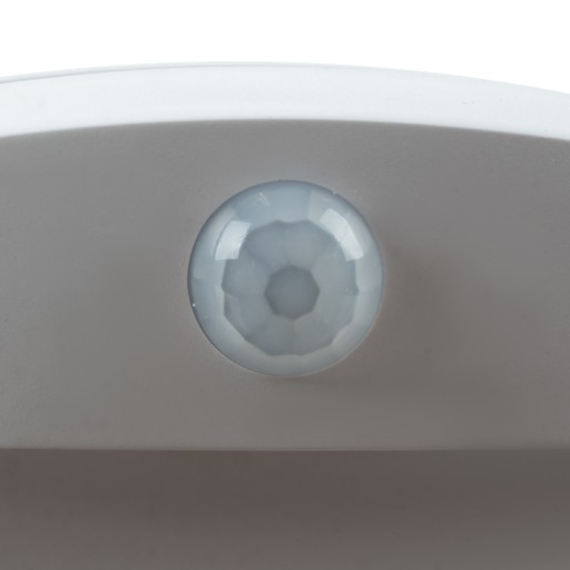 LED svietidlo s PIR pohybovým senzorom na batérie