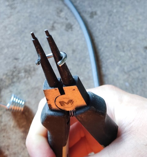 Šedé elastické upevňovacie lano STRONG 8mm + HÁKY