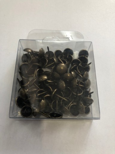 GOMBÍKY NA ČALÚNENIE mosadzné špendlíky 11,3 mm - 75 ks