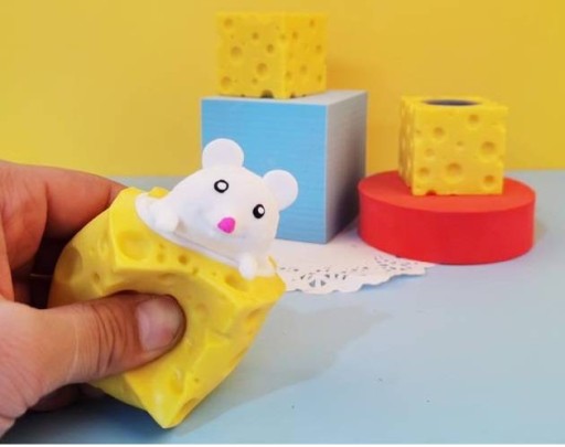 Gniotek myš v syre senzorická antistresová Squishy pop-up CHEESE
