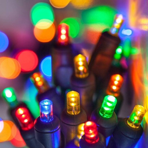OSVETLENIE VIANOČNÉHO STROMČEKA 200 LED VONKAJŠIE / VNÚTORNÉ VIACFAREBNÉ