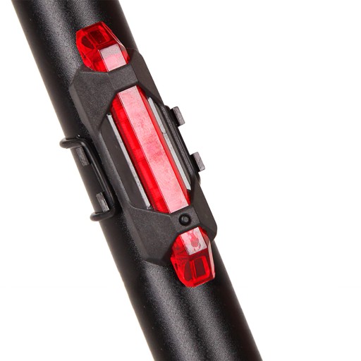 LED ZADNÁ BICYKELOVÁ LAMPA, vstavaná batéria, USB nabíjanie