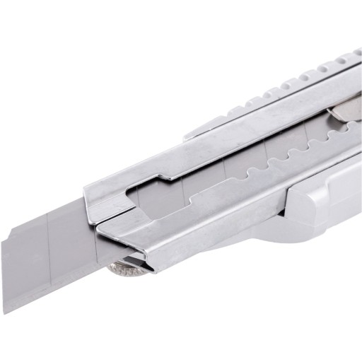 Rezačka tapiet C9103 18 mm + 5 čepelí Richmann
