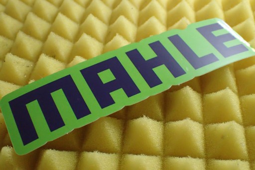 NÁLEPKA MAHLE NÁLEPKA 13,9 x 3,8 cm