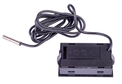 PRESNÝ ELEKTRONICKÝ DIGITÁLNY TEPLOMER SO SONDOU