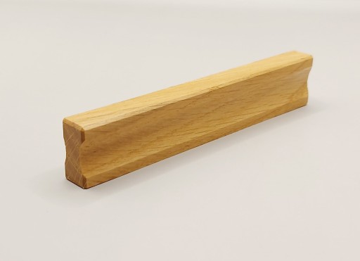 Dubová nábytková úchytka, dĺžka 154mm, rozteč 128mm, POLSKÝ VÝROBOK