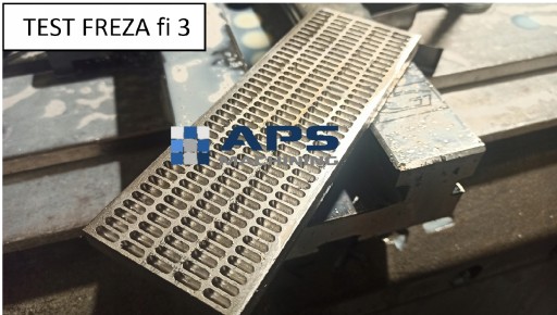KARBIDOVÁ FRÉZA VHM MTS fi 2,5 mm 55 HRC 4 čepele TEST