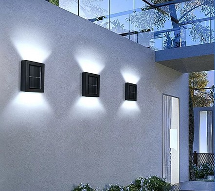 LED SOLÁRNA LAMPA SO SNÍMAČOM DO VONKAJŠEJ ZÁHRADY