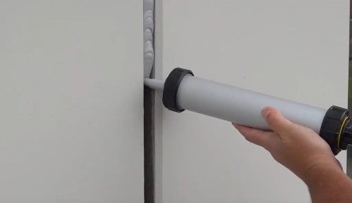 Polyuretánové lepidlo PU40 STINGER | ŠEDÁ | 300 ml
