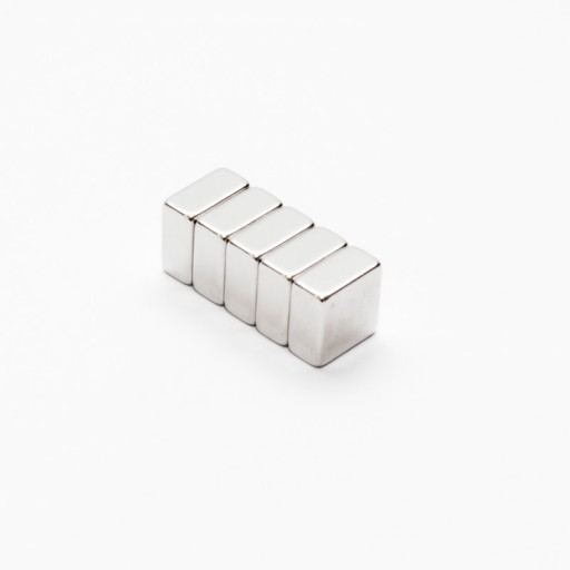 NEODYMOVÝ MAGNET TANIER 10x10x5 N38 - 5 KS