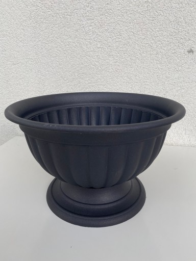 Kryt na misu Kvetináč BLACK TRÁVNIK 26cm