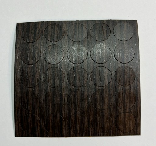Egger Nábytková zátka Thermo Oak Black 1199 PC