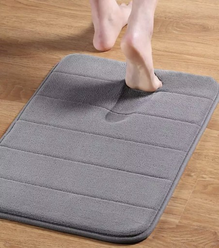 MÄKKÝ, PROTIŠMYKOVÝ, ABSORPČNÝ KÚPEĽŇOVÝ koberček