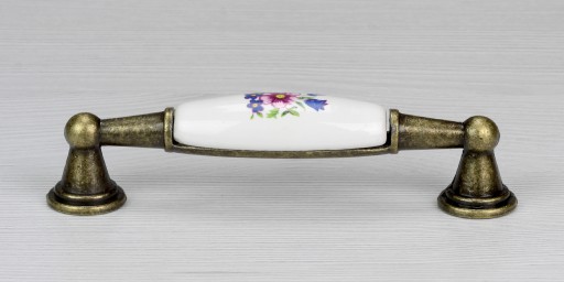 RETRO PORCELÁNOVÁ ÚCHYTKA NA NÁBYTOK S DEKOR ÚCHYTKA KUCHYNSKEJ SKRINÍK 96MM