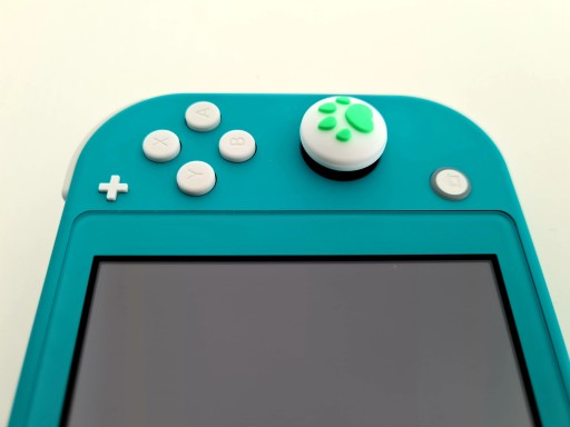ANALOGOVÁ GUMA NINTENDO SPÍNACÍ PAPIER PREKRÝVA 4 KS