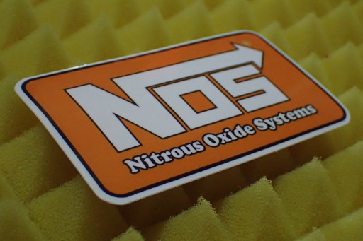 NITRO NÁLEPKA NOS 9,1 x 5,1 cm