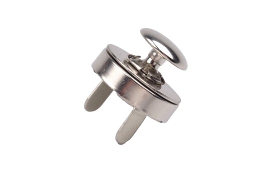 Magnetická spona na tašku s 1 18 mm strieborným nitom