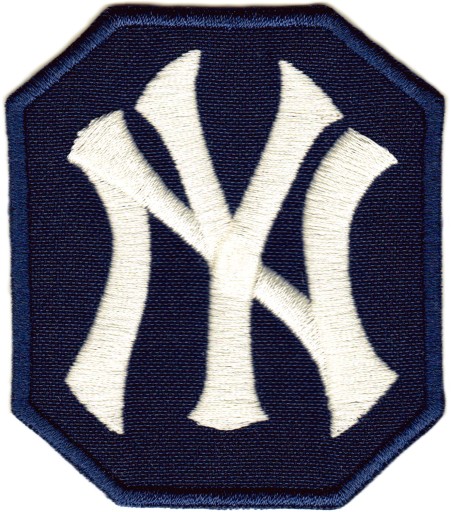 Termoadhézna nášivka na vyšívanie NY NAVY BLUE-CREAM