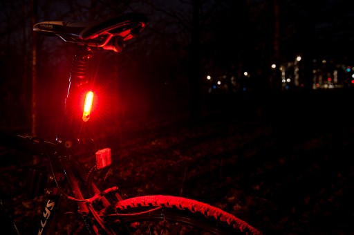 LED ZADNÁ BICYKLE LAMPA USB OSVETLENIE NA BICYKEL