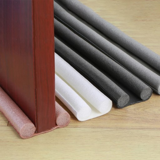 PENOVÉ TESNENIE DVERÍ OKEN, dvojité akustické, odolné voči prievanu a hmyzu