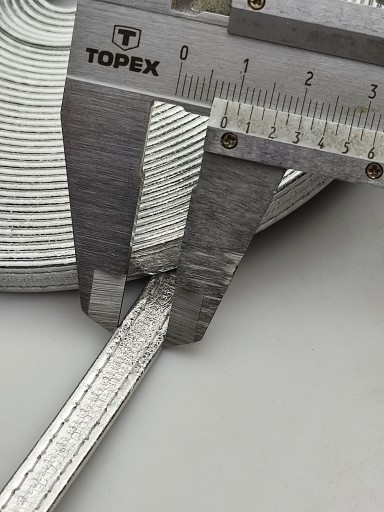 Eko kožený remienok na kabelku 8 mm / 100 cm strieborný