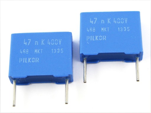 KONDENZÁTOR 47nF / 400V POLYESTER. PILKOR MKT 5 KS.