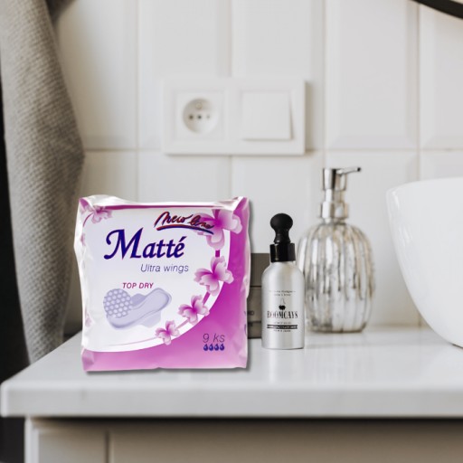 MATNÉ ULTRA TOP SUCHÉ ZDRAVOTNÉ VLOŽKY S KRÍDLAMI 9 KS