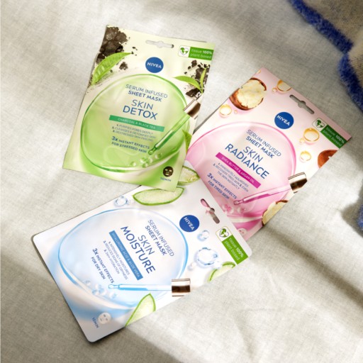 NIVEA SKIN MOISTURE Pleťová maska s hydratačným sérom