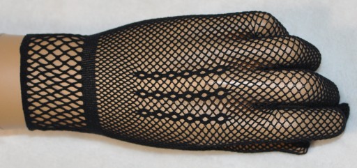čierne gotické sieťované rukavice 22 cm