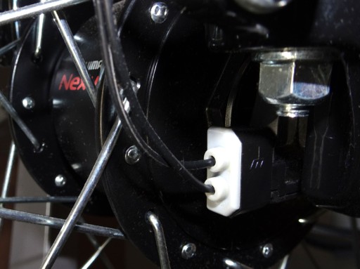 SHIMANO DYNAMO ZÁSTRČKA PRE KÁBEL PRENÉHO NÁBOJE S GENERÁTOROM NEXUS