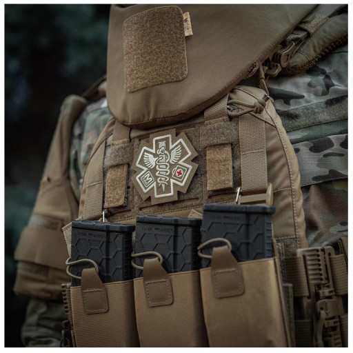 NÁŠIVA ZNAKU STAR OF LIFE CADEUCE VÝŠIVKA M-TAC COYOTE