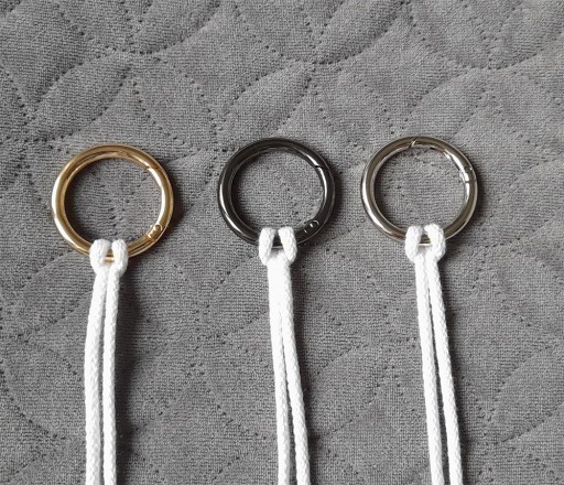 OTVÁRACÍ KRUH SHAKEL KARABÍNA KRUHÁ 30MM