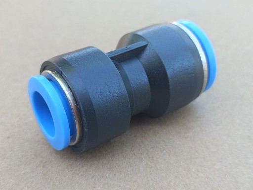 Pneumatický redukčný zásuvný konektor 16 - 12mm PG 16-12