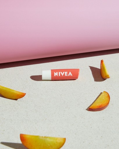 Ochranný rúž NIVEA Peach Shine