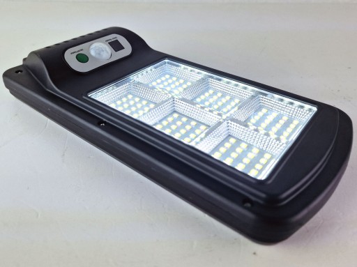 SOLÁRNA LAMPA SENZOR POHYBU DIAĽKOVÉ OVLÁDANIE IP65 120 LED 3 REŽIMY SVETLA VÝKONNÝ
