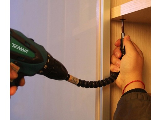 FLEXIBILNÉ PREDĹŽENIE PRE SKRUTKOVACIE VŔTAČKY