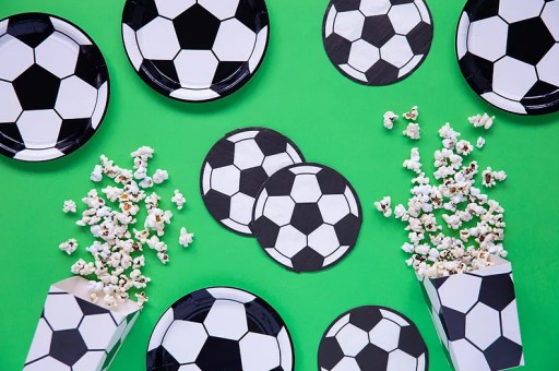 Obrúsky FUTBAL Futbal White Black Birthday Party Fan 20 ks.