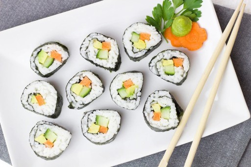 SUSHI ROLLER Stroj na valcovanie sushezi
